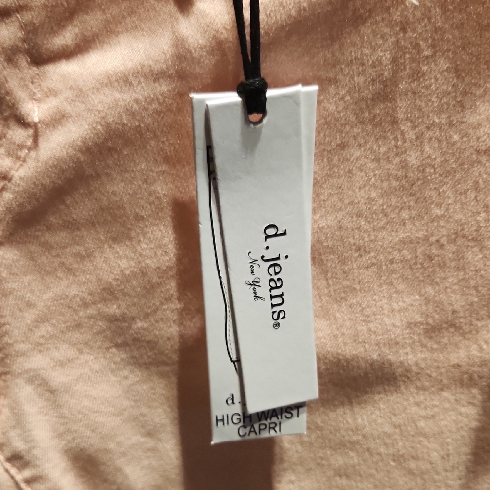 d. jeans Pale Pink Cropped Ankle Jeans - Picture 3 of 5